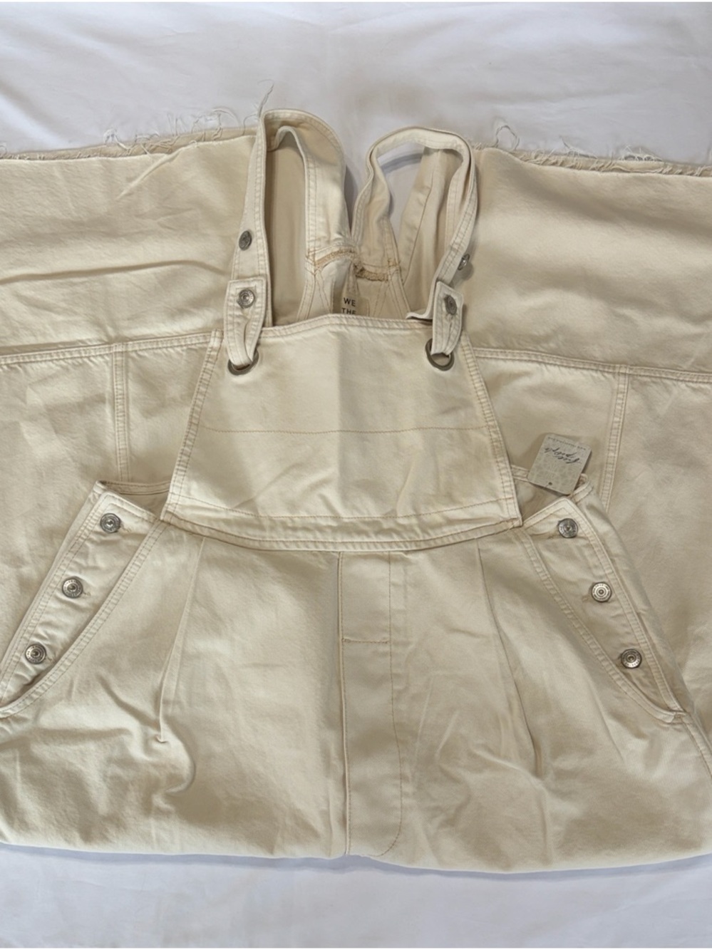 We The Free Rambler Overalls in Cream Size L NWT - Picture 11 of 15